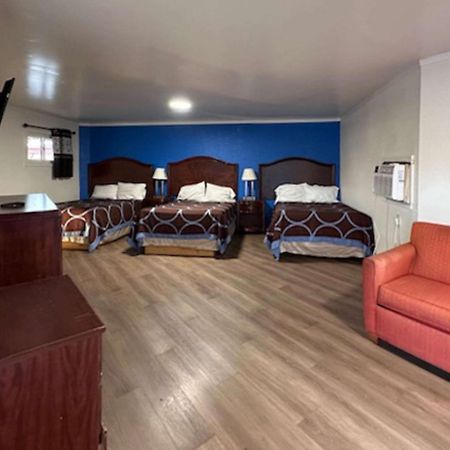 Rodeway Inn Flora Luaran gambar